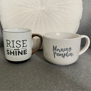 Set of 2 mugs